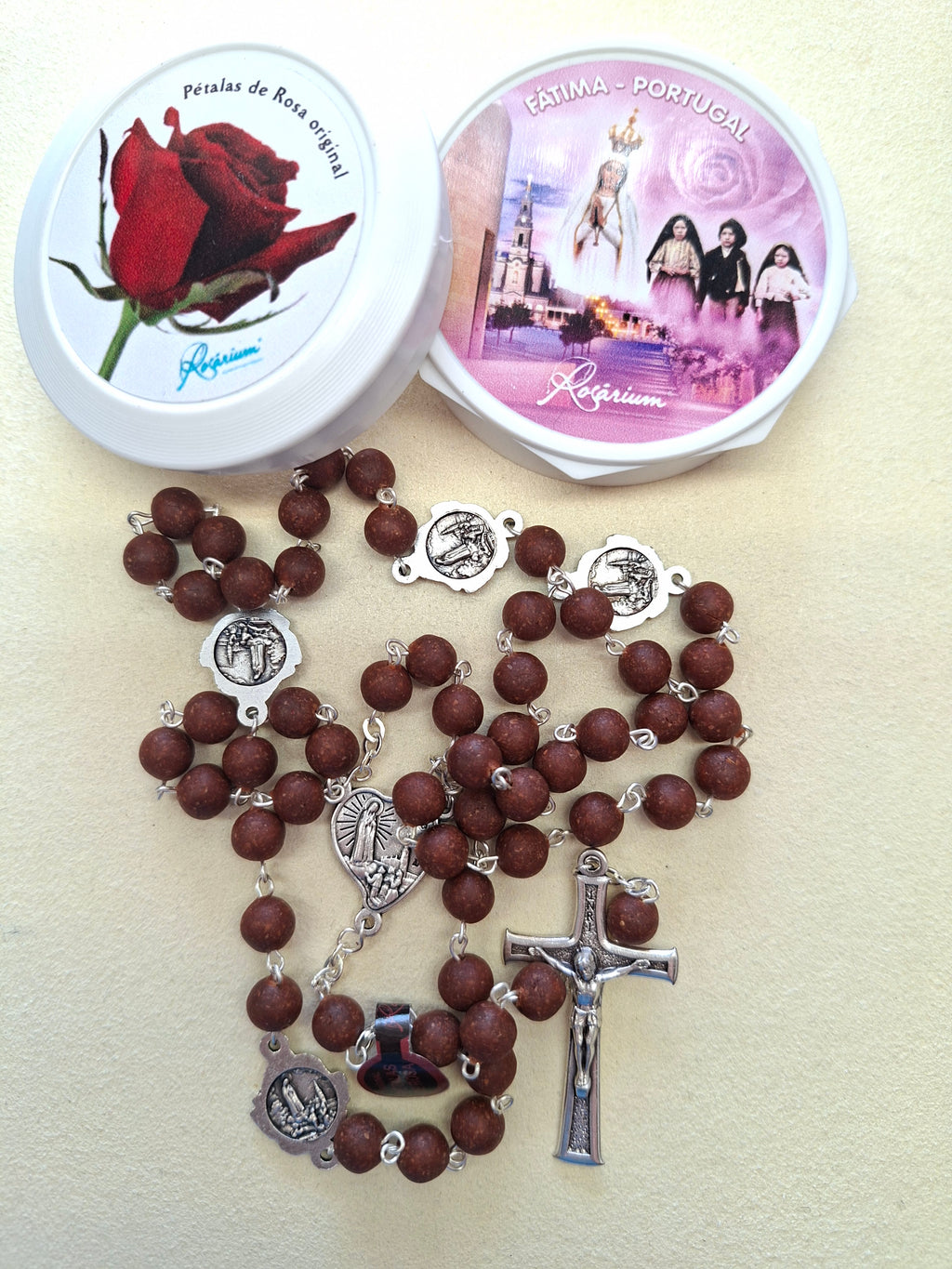 Terço de Pétalas de Rosas — Nossa Senhora com os Pastorinhos