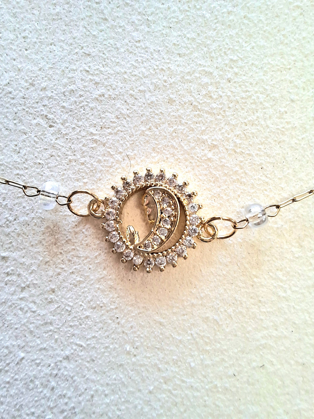Pulseira Nossa Senhora com Cristais — Aço Dourado