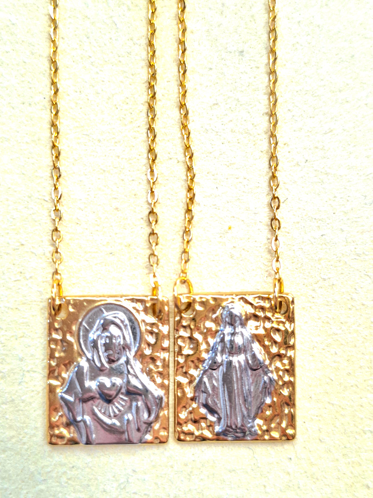 Escapulário Nossa Senhora das Graças e Sagrado Coração de Jesus em Aço Inoxidável Dourado