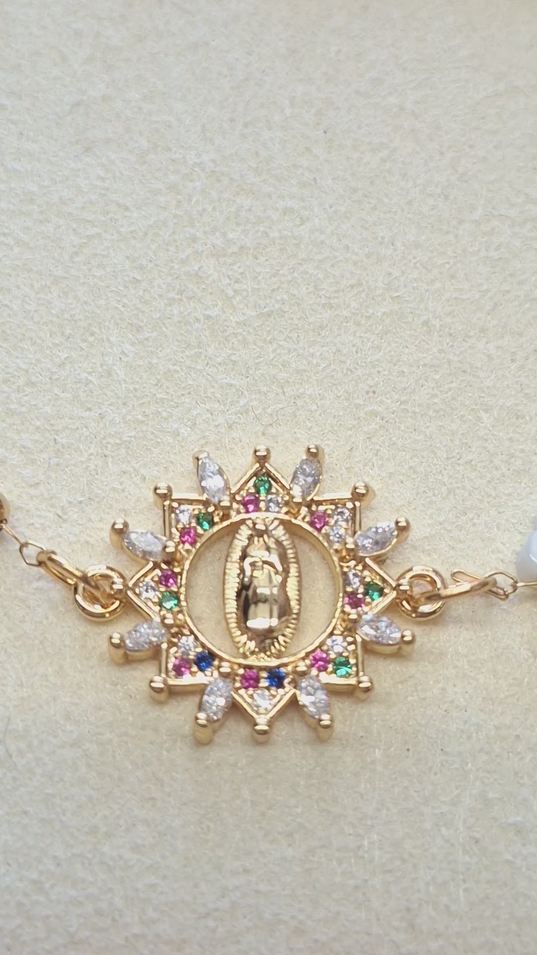 Pulseira Nossa Senhora com Flores de Madre Pérola — Aço Inoxidável